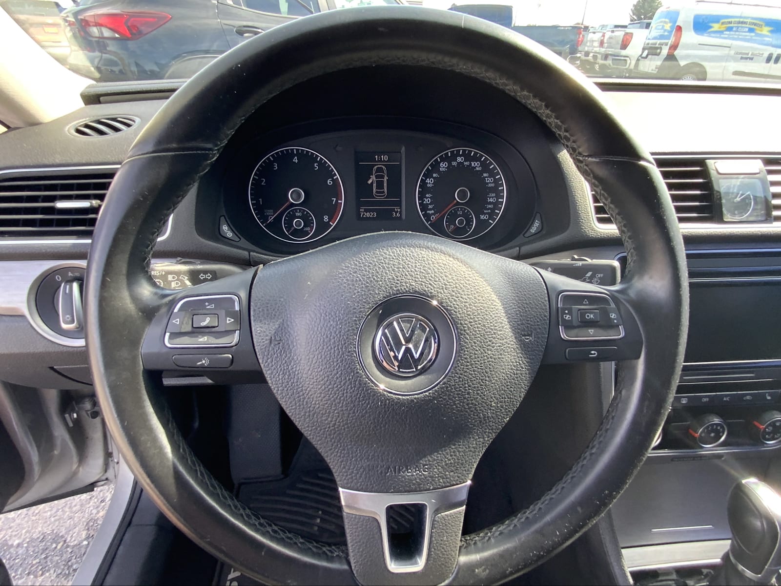 2014 Volkswagen Passat SE w/Sunroof 18