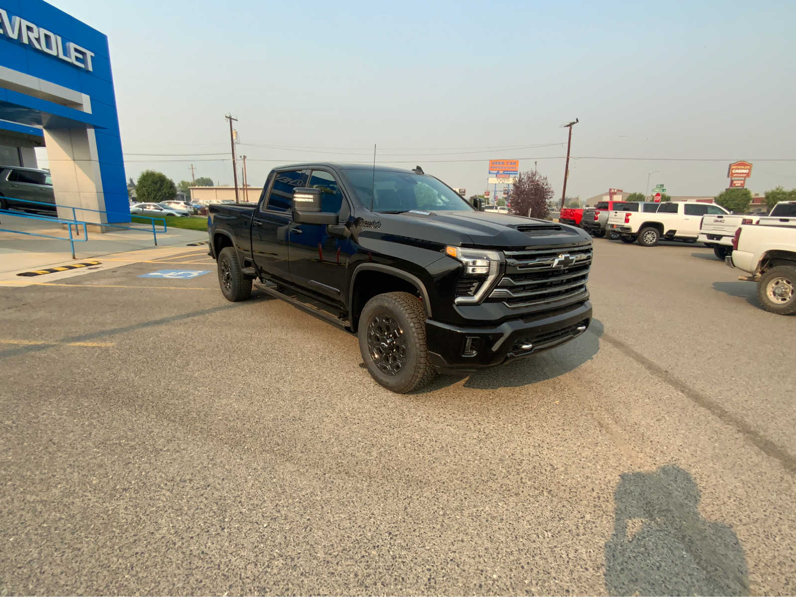 2024 Chevrolet Silverado 3500HD High Country 4WD Crew Cab 159 12