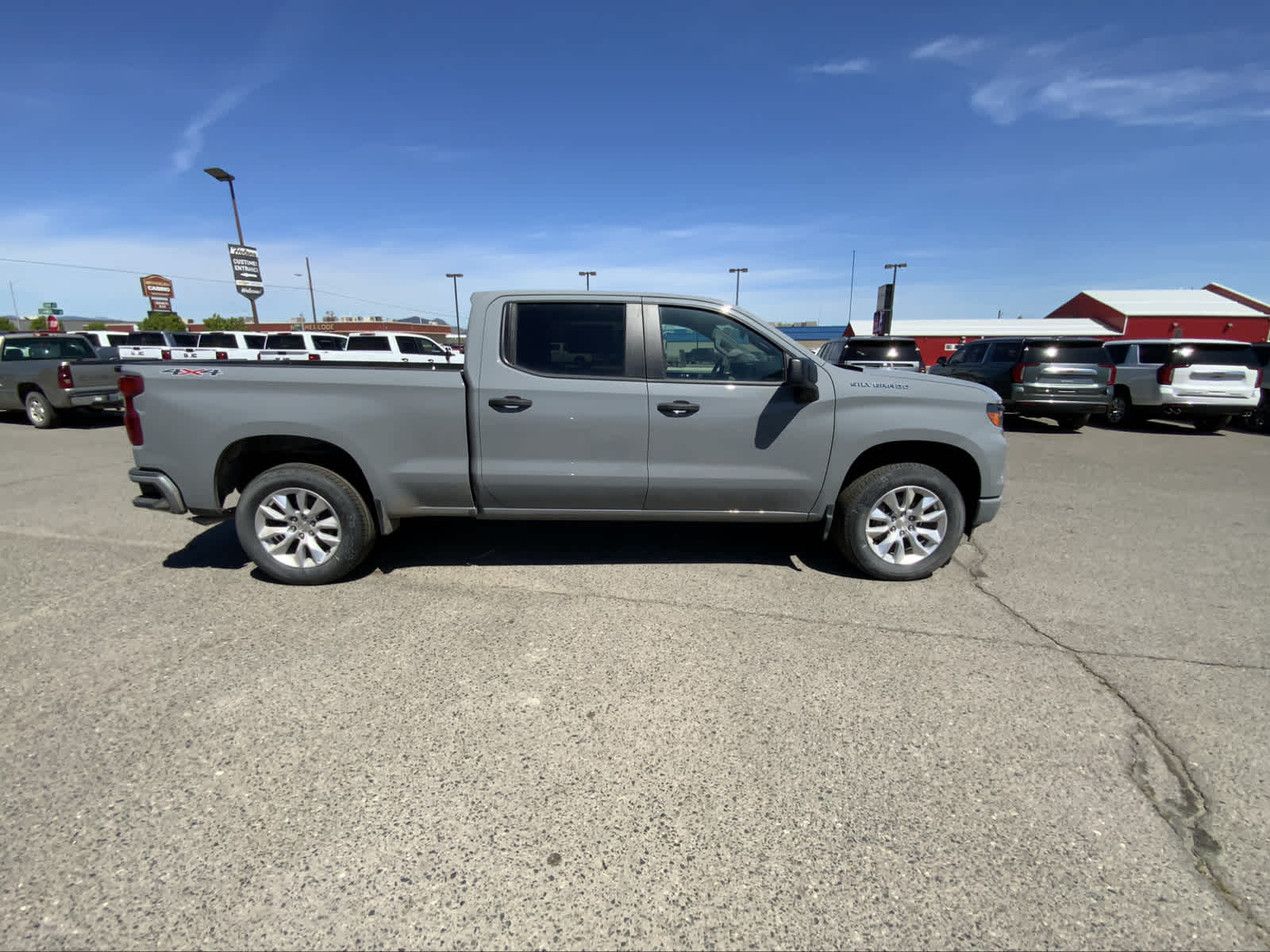 2024 Chevrolet Silverado 1500 Custom 4WD Crew Cab 157 7