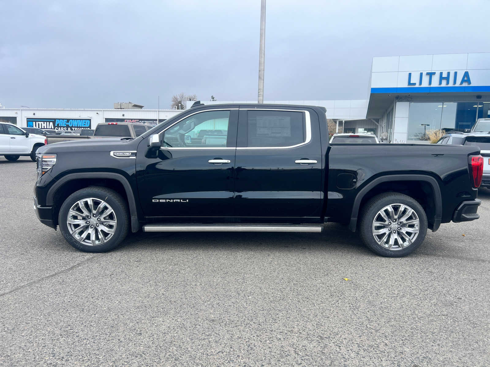 2024 GMC Sierra 1500 Denali 2WD Crew Cab 147 3