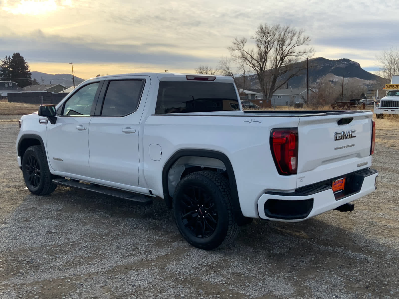 2025 GMC Sierra 1500 Elevation 4WD Crew Cab 147 5