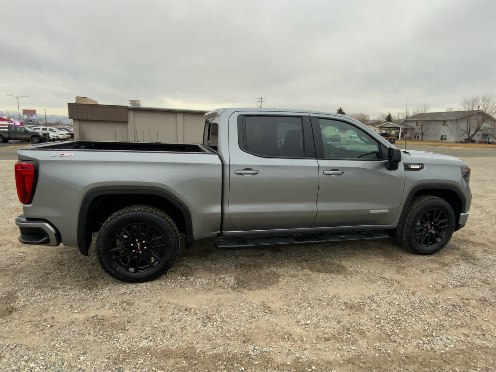 2025 GMC Sierra 1500 Elevation 4WD Crew Cab 147 10