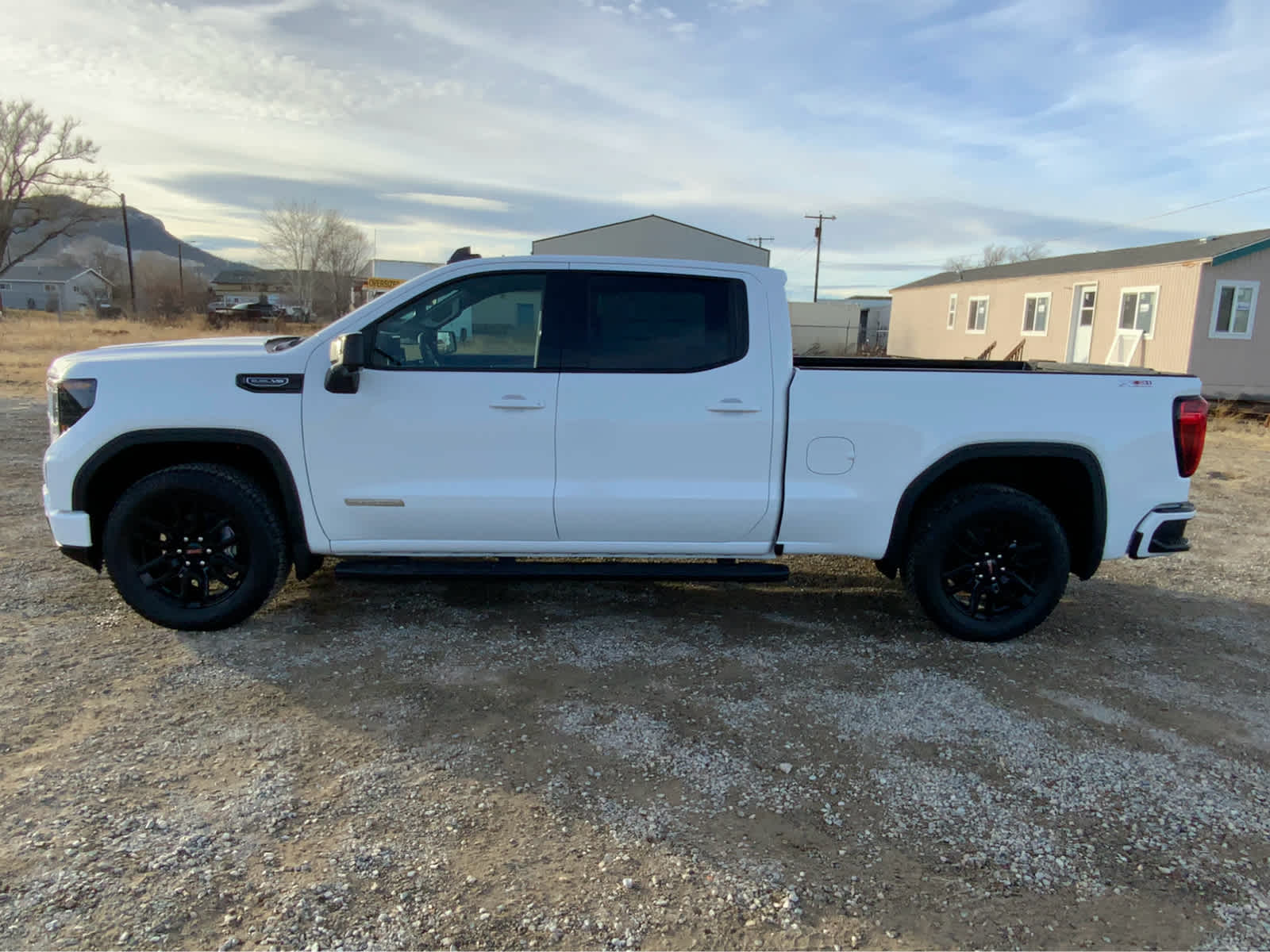 2025 GMC Sierra 1500 Elevation 4WD Crew Cab 157 4