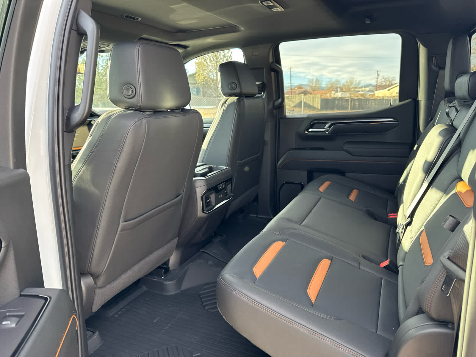 2025 GMC Sierra 1500 AT4 4WD Crew Cab 147 15