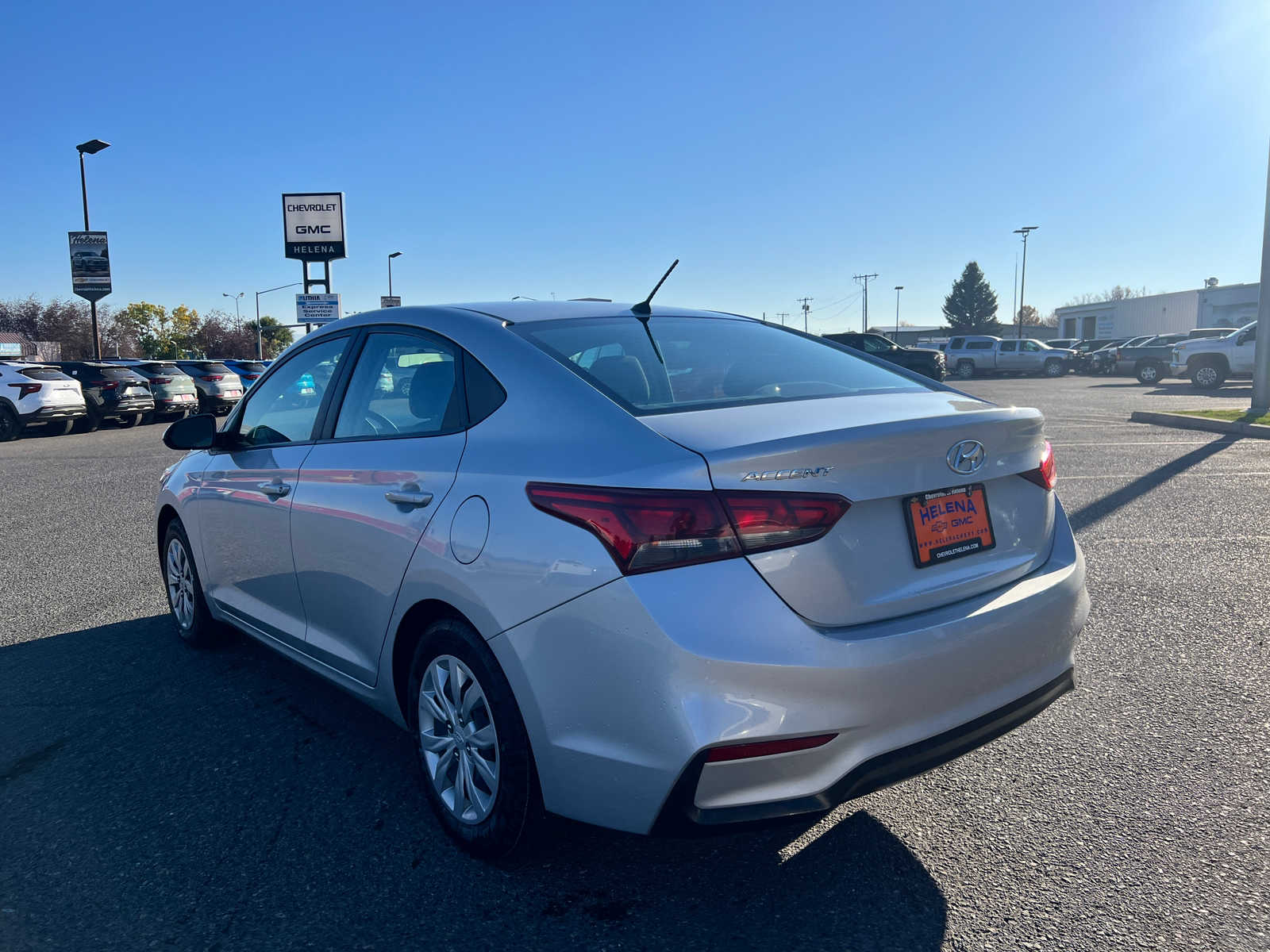 2021 Hyundai Accent SE 3