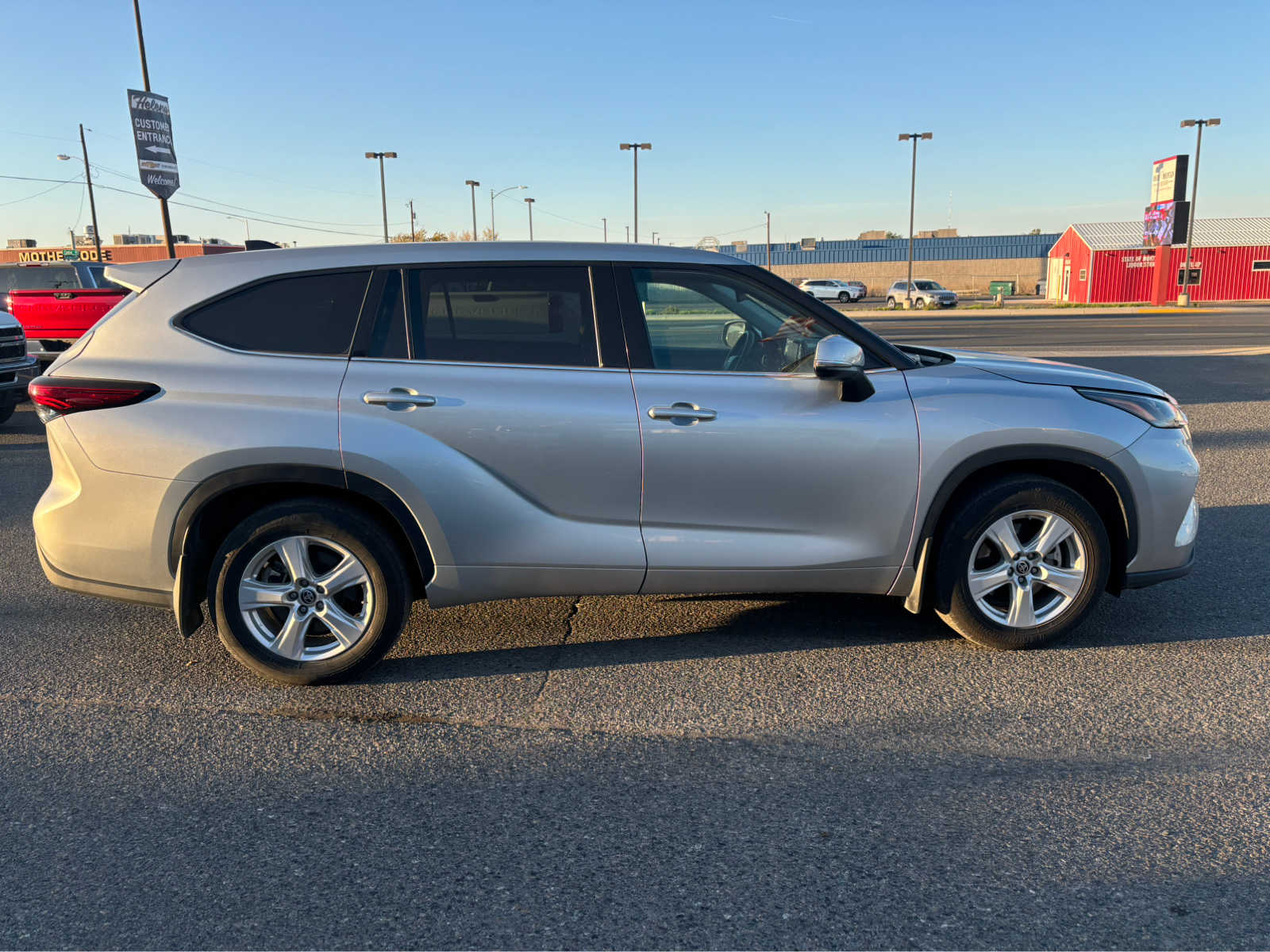 2022 Toyota Highlander L 7