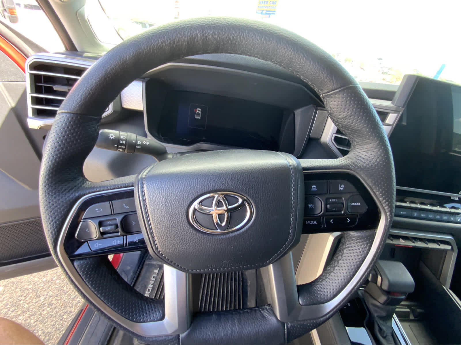 2022 Toyota Tundra Limited Hybrid CrewMax 6.5 Bed 18