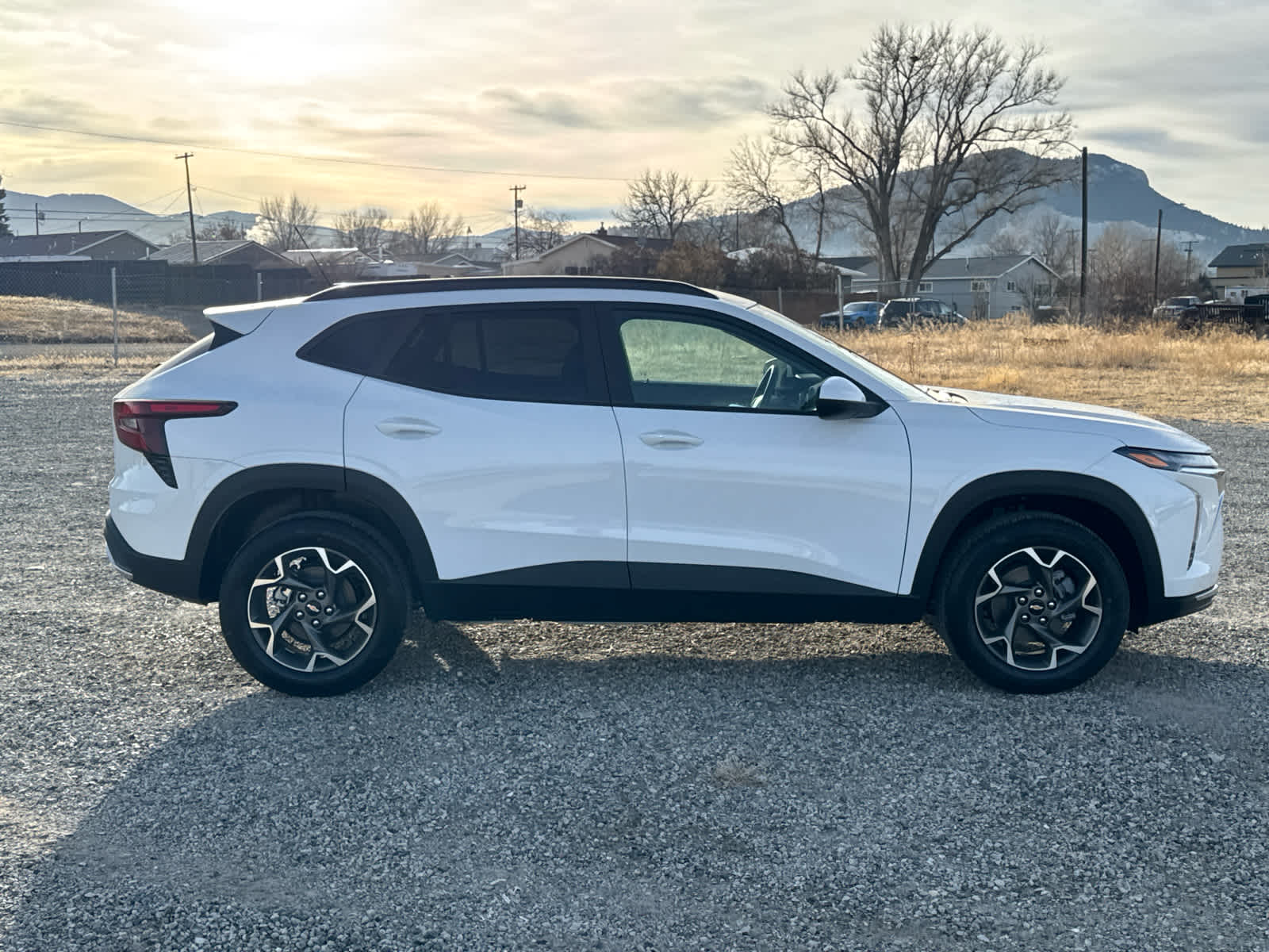 2025 Chevrolet Trax LT 9