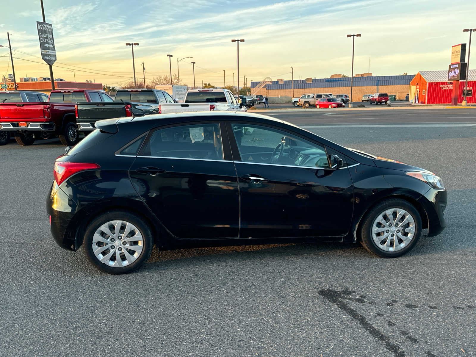 2017 Hyundai Elantra GT  8