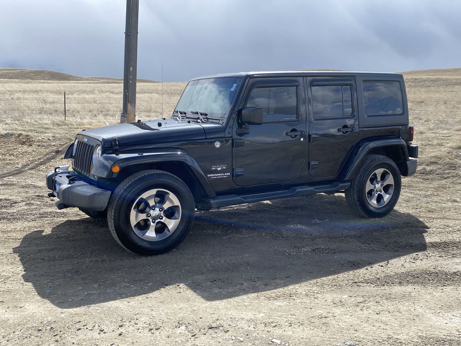 2016 Jeep Wrangler Unlimited Sahara 2