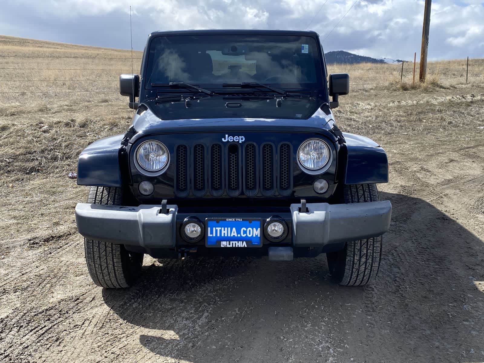 2016 Jeep Wrangler Unlimited Sahara 5