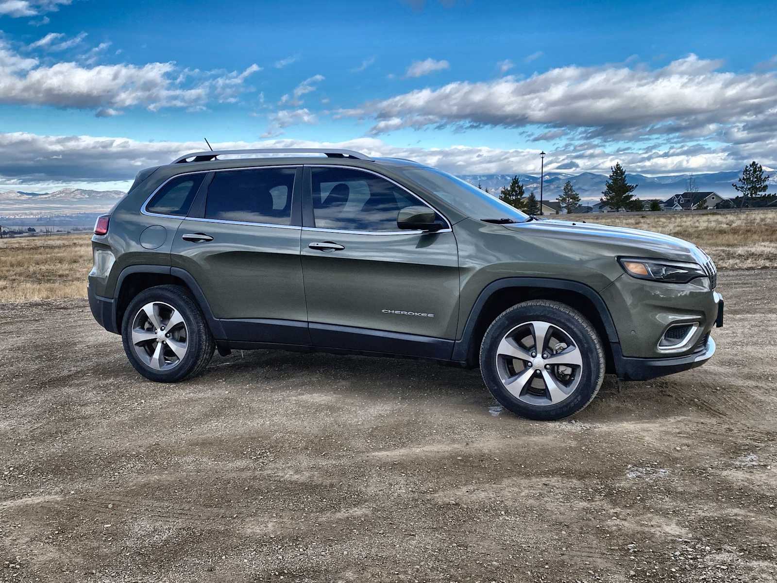 2019 Jeep Cherokee Limited 17