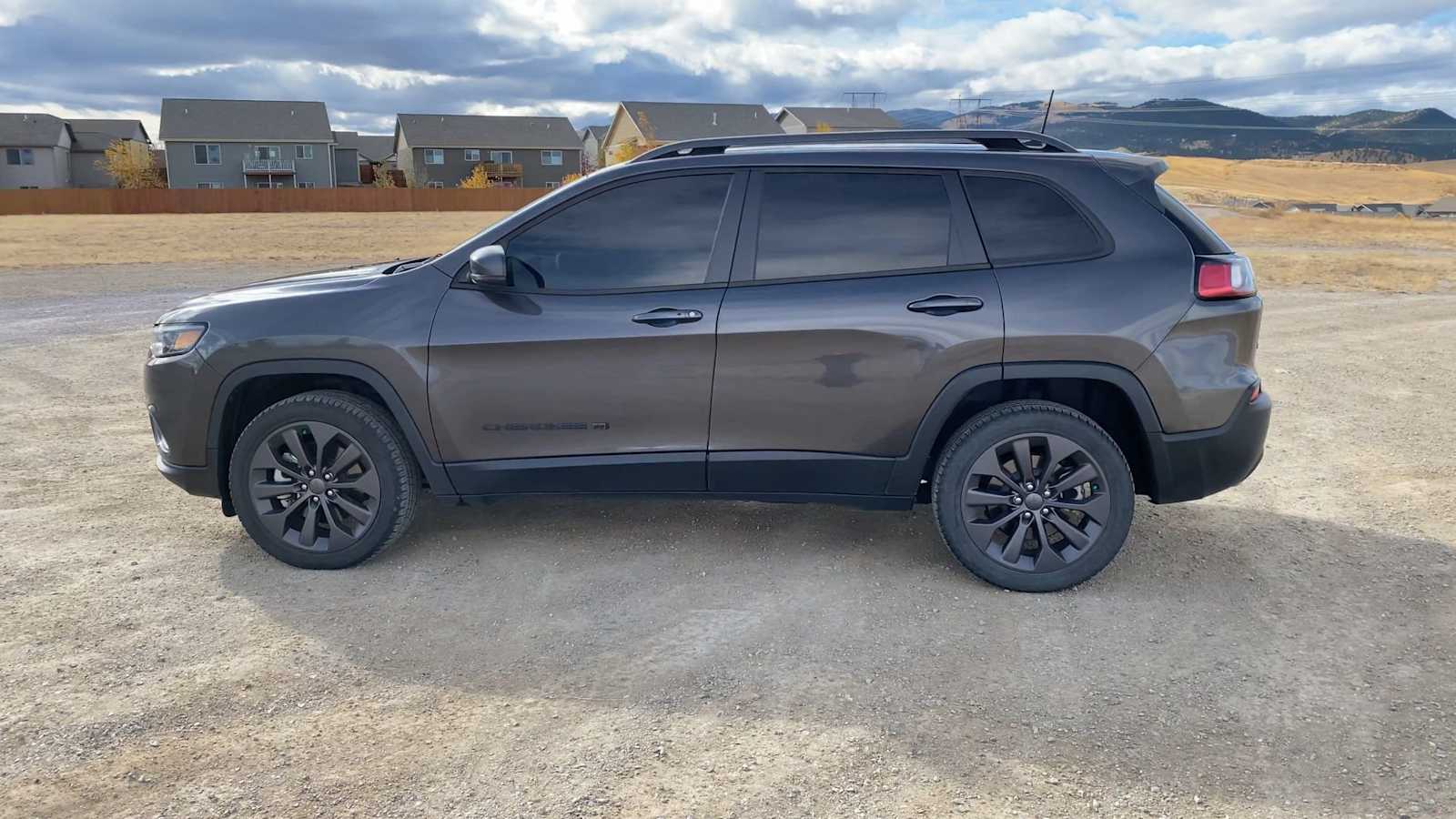 2021 Jeep Cherokee 80th Anniversary 5