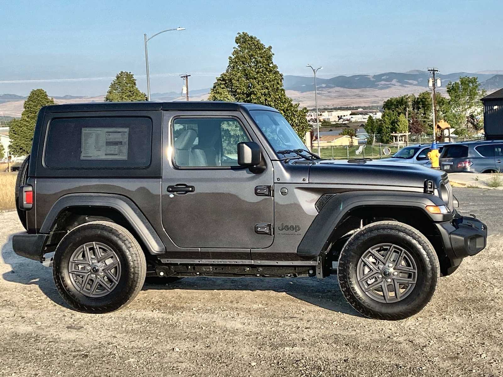 2024 Jeep Wrangler Sport S 19