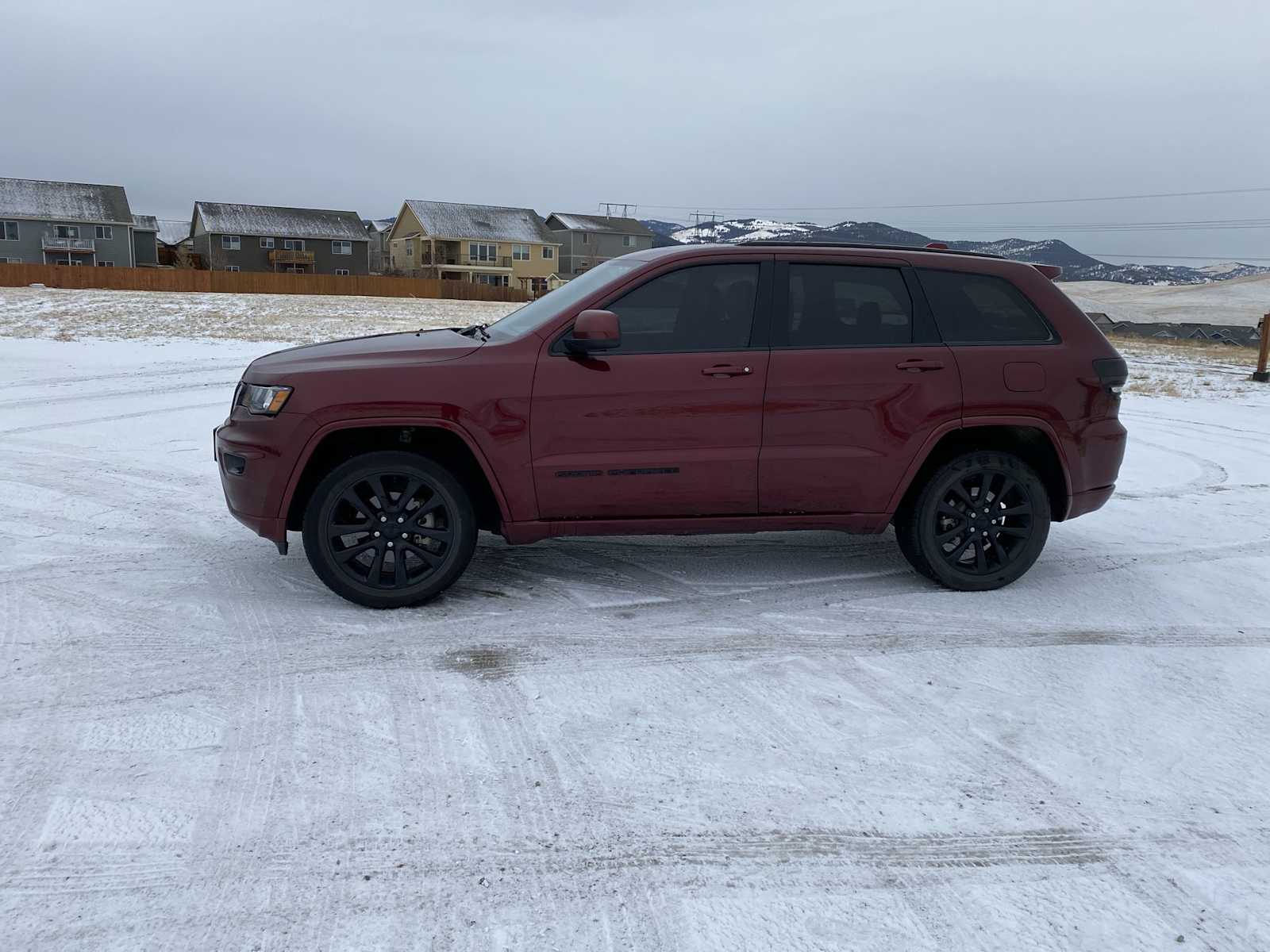 2020 Jeep Grand Cherokee Altitude 10