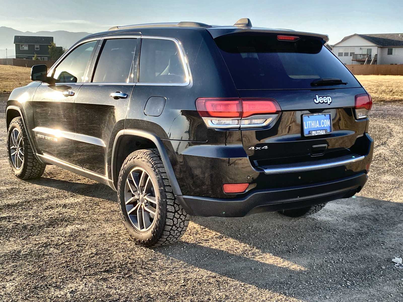 2020 Jeep Grand Cherokee Limited 11