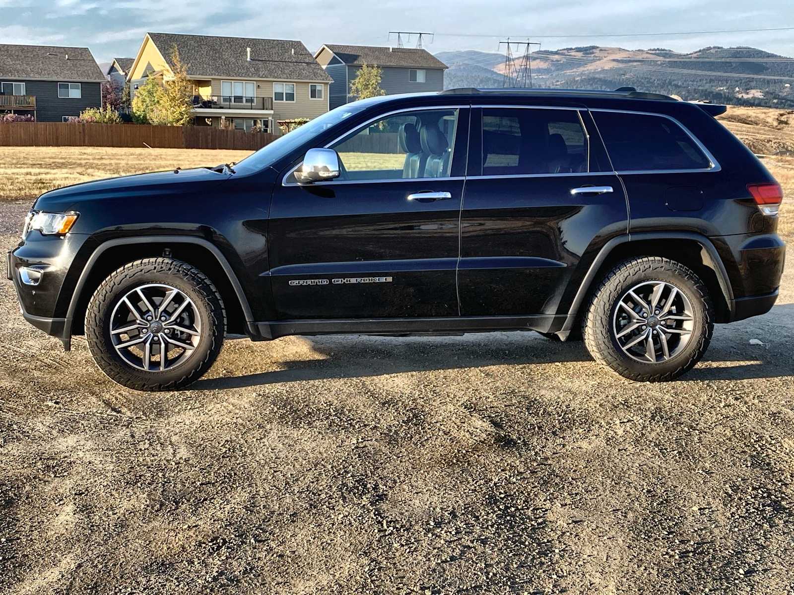 2020 Jeep Grand Cherokee Limited 10