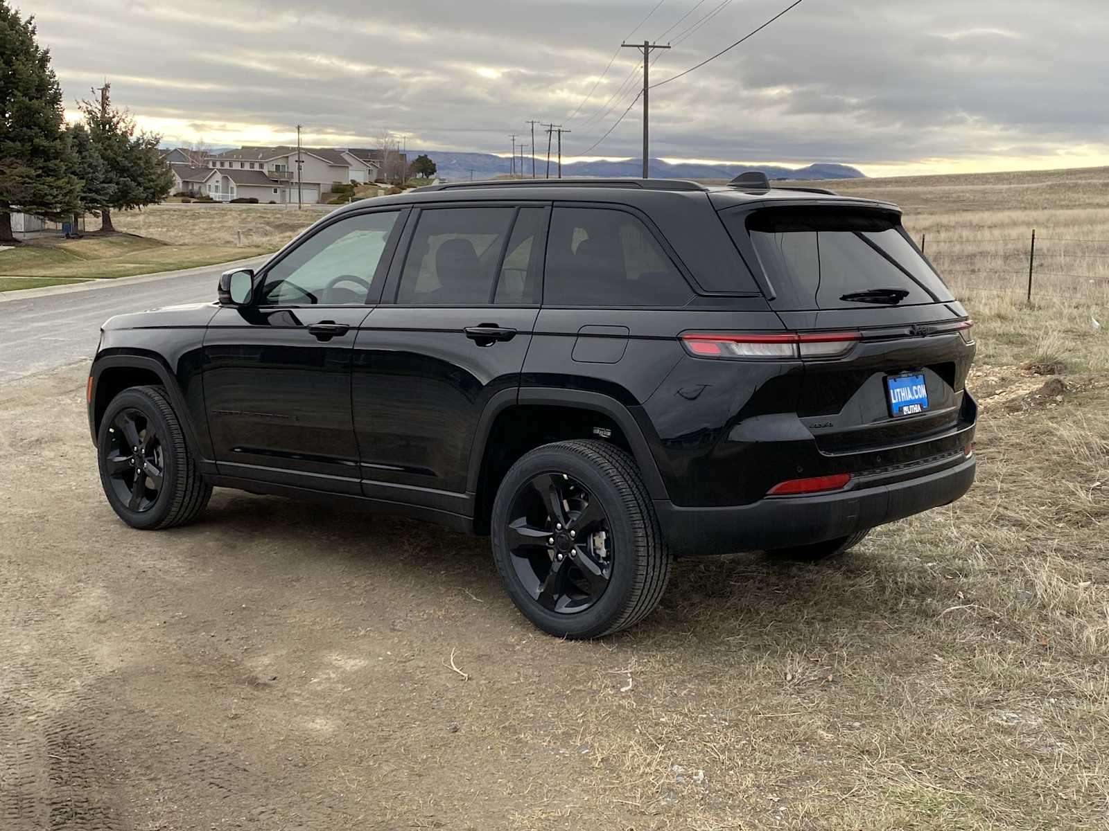 2024 Jeep Grand Cherokee Altitude 3