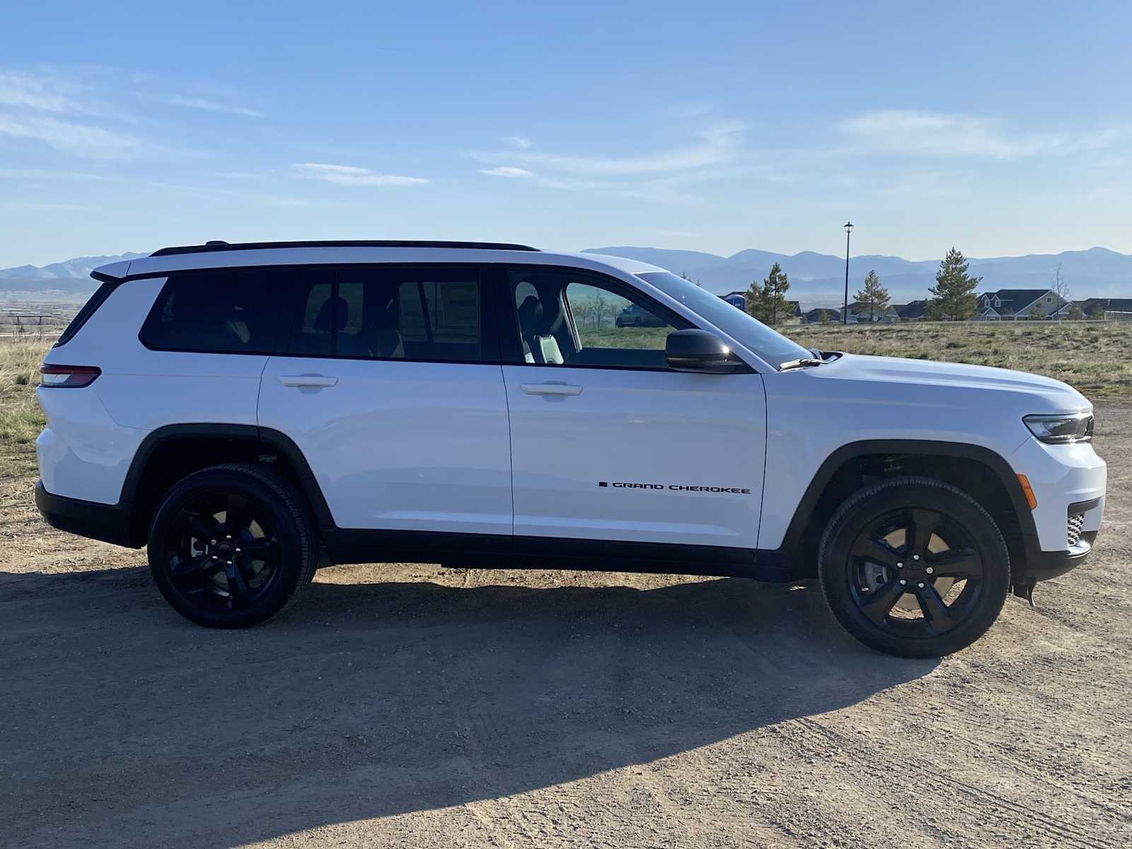 2024 Jeep Grand Cherokee L Altitude 20