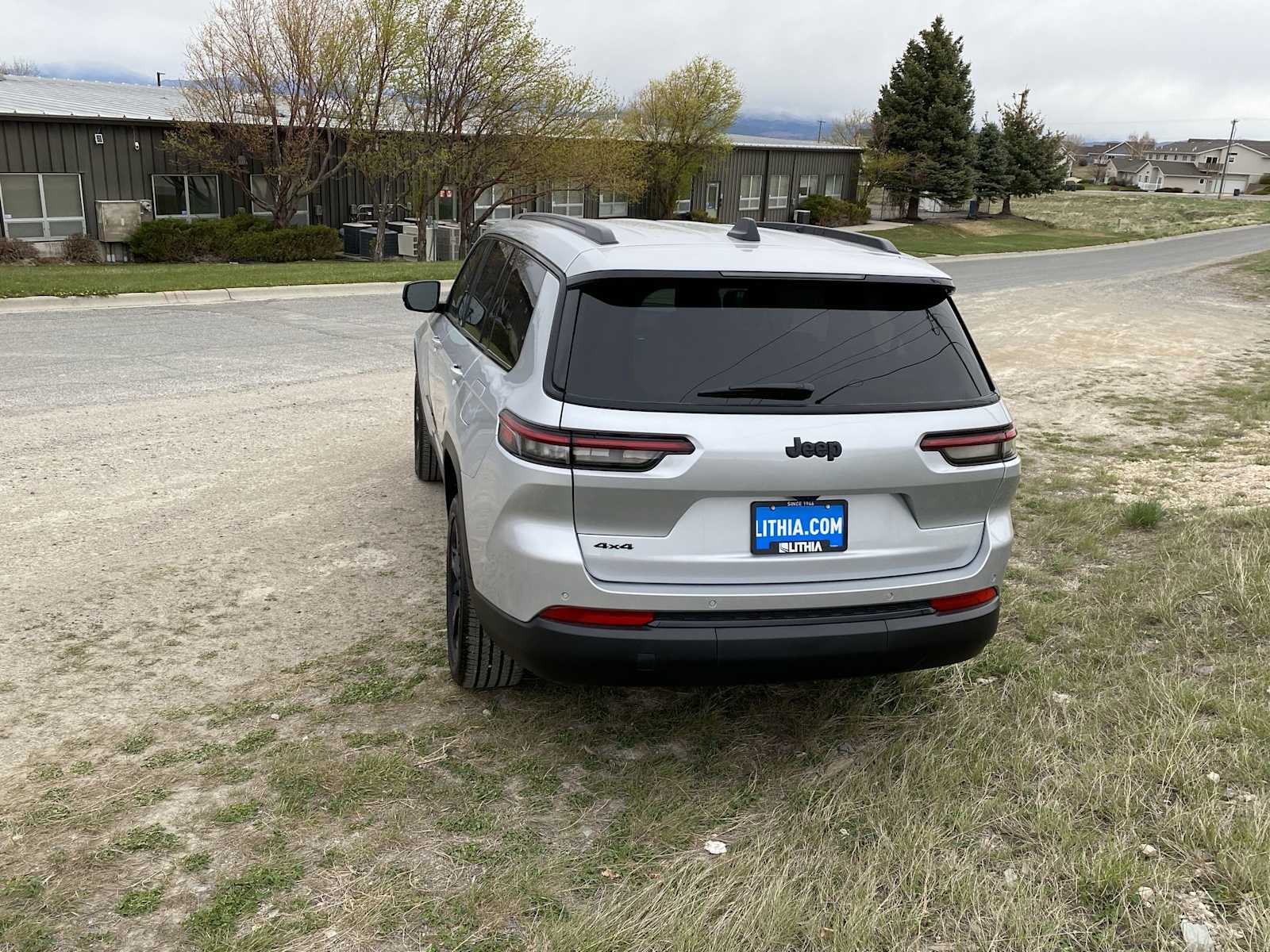 2024 Jeep Grand Cherokee L Altitude 12