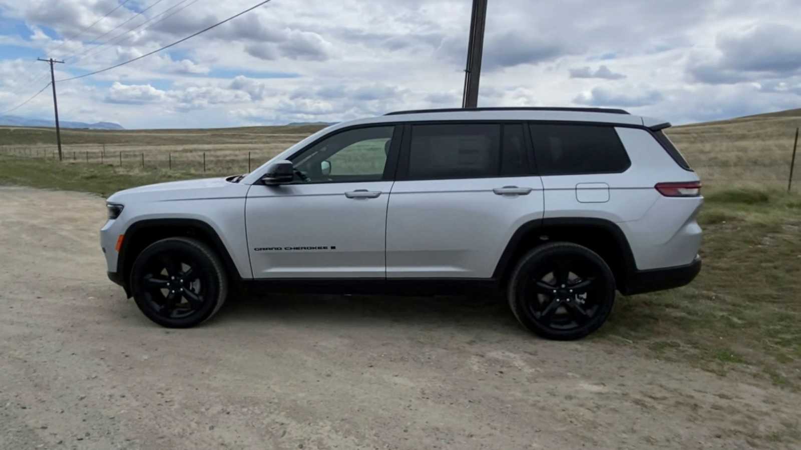 2024 Jeep Grand Cherokee L Laredo 5