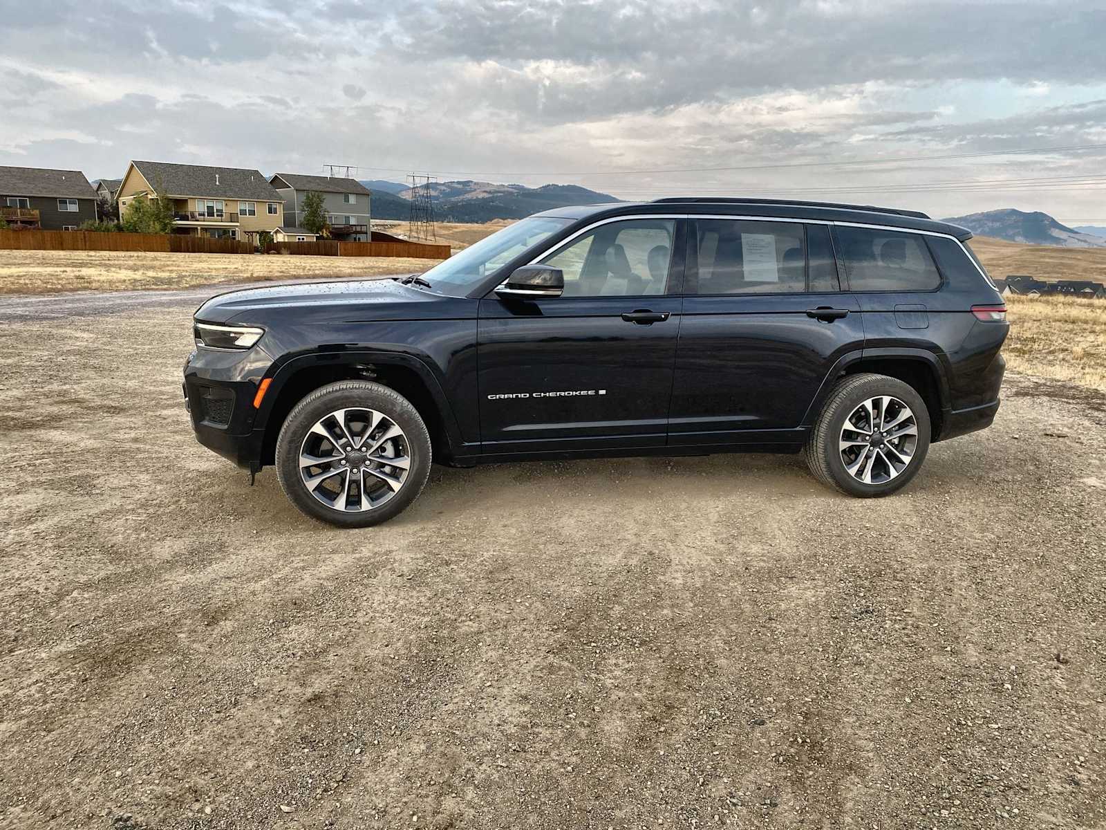 2024 Jeep Grand Cherokee L Overland 10