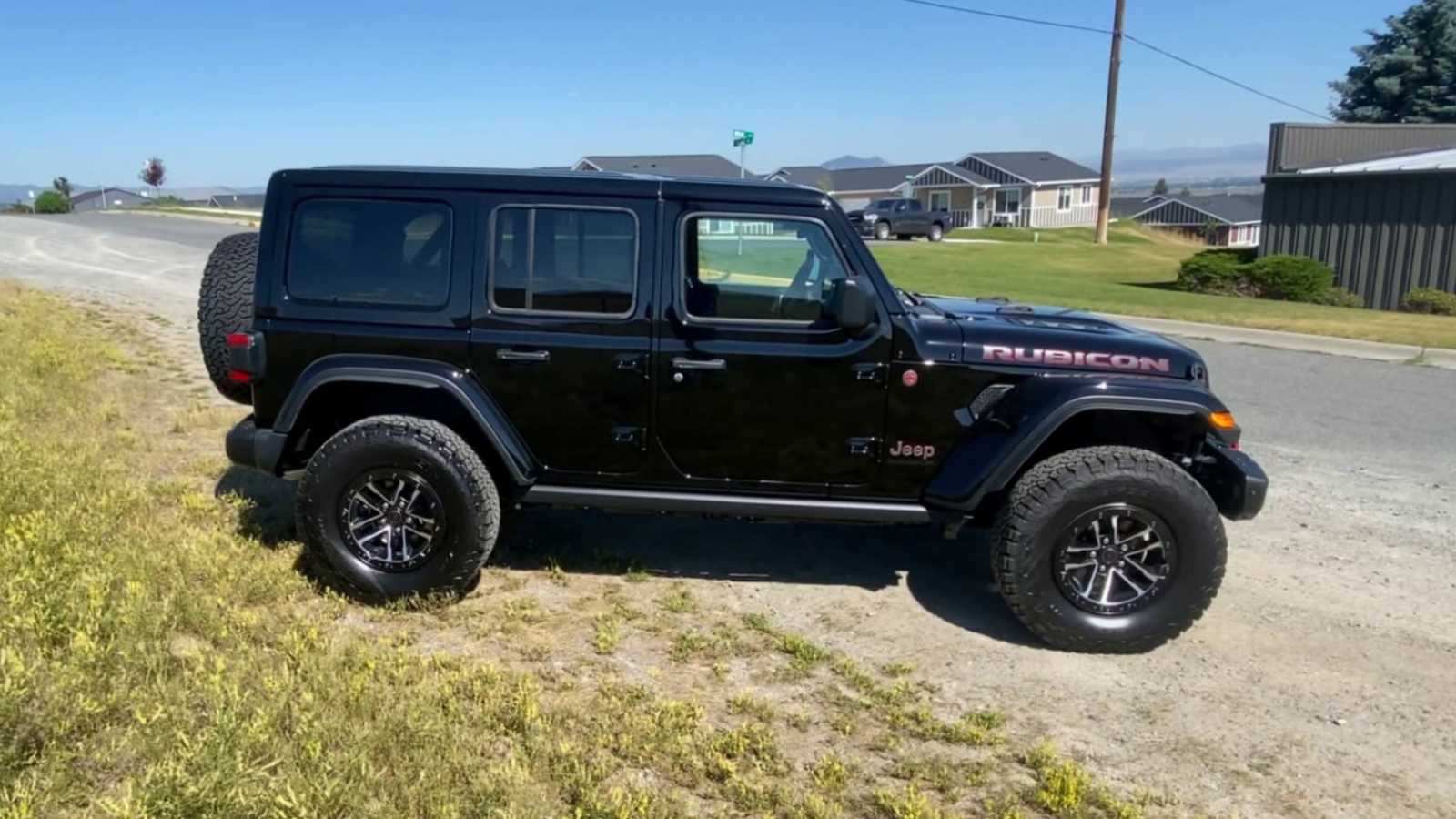 2024 Jeep Wrangler Rubicon X 9