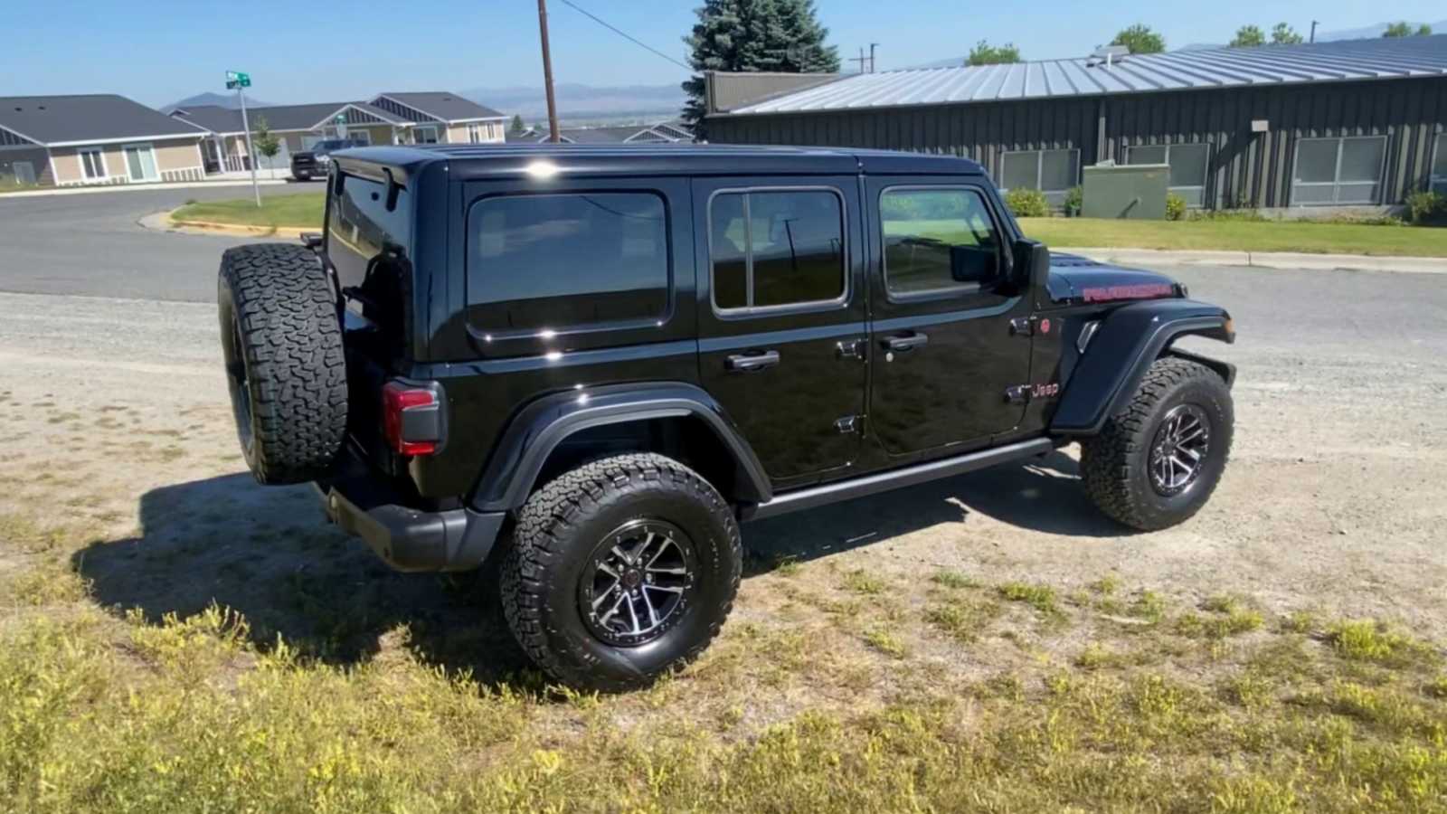 2024 Jeep Wrangler Rubicon X 8