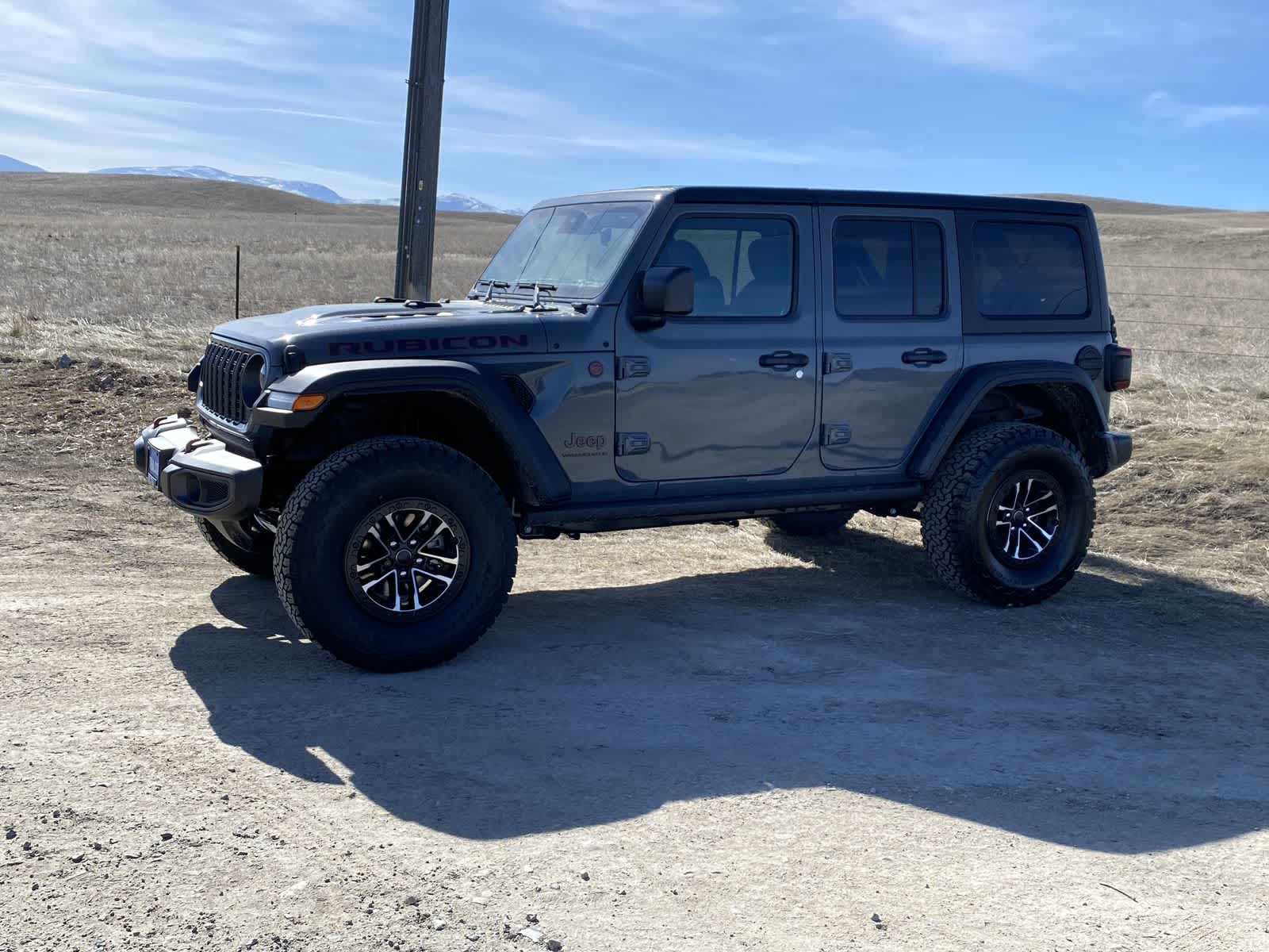 2024 Jeep Wrangler Rubicon 2