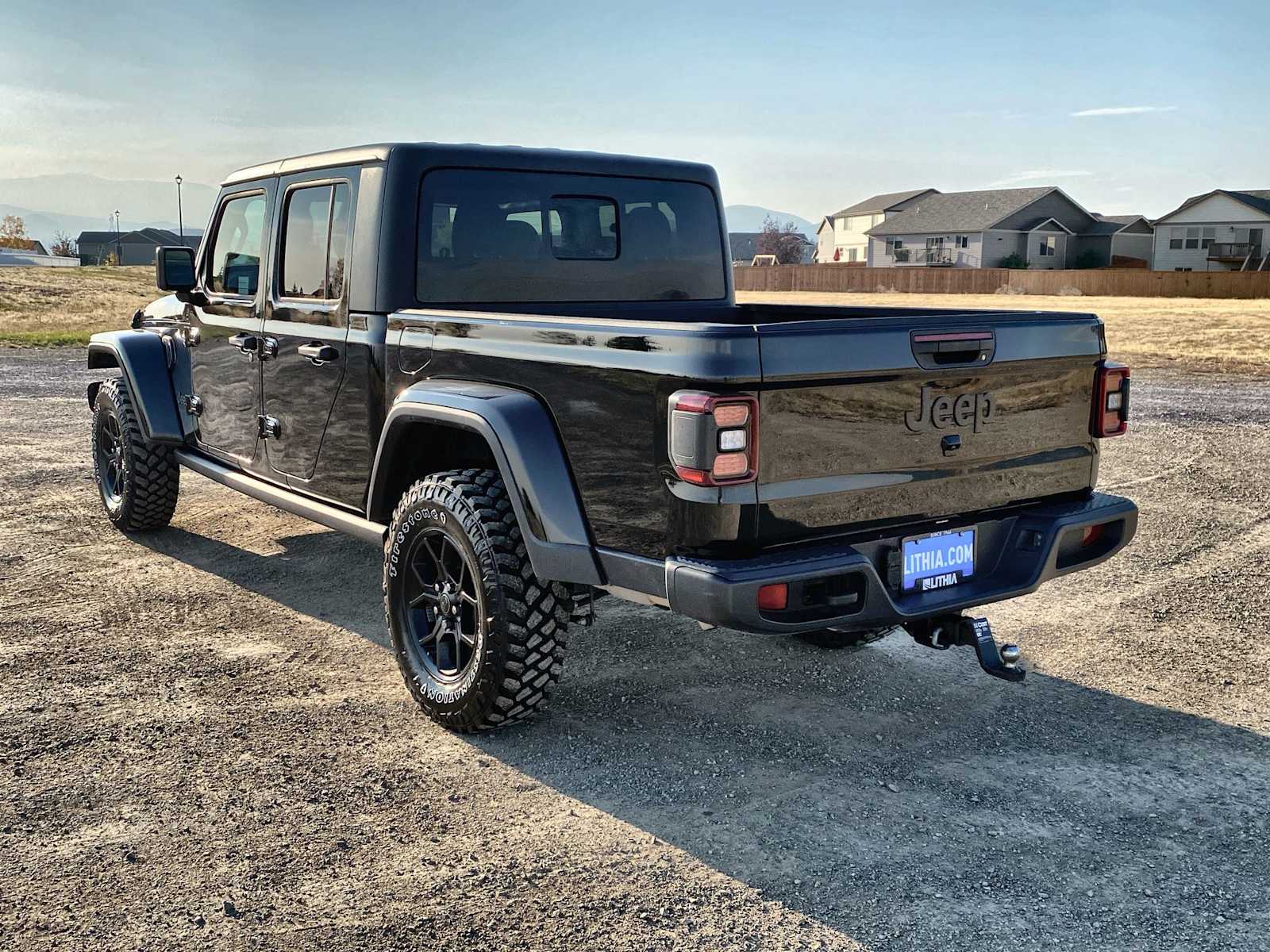 2024 Jeep Gladiator Willys 4x4 11