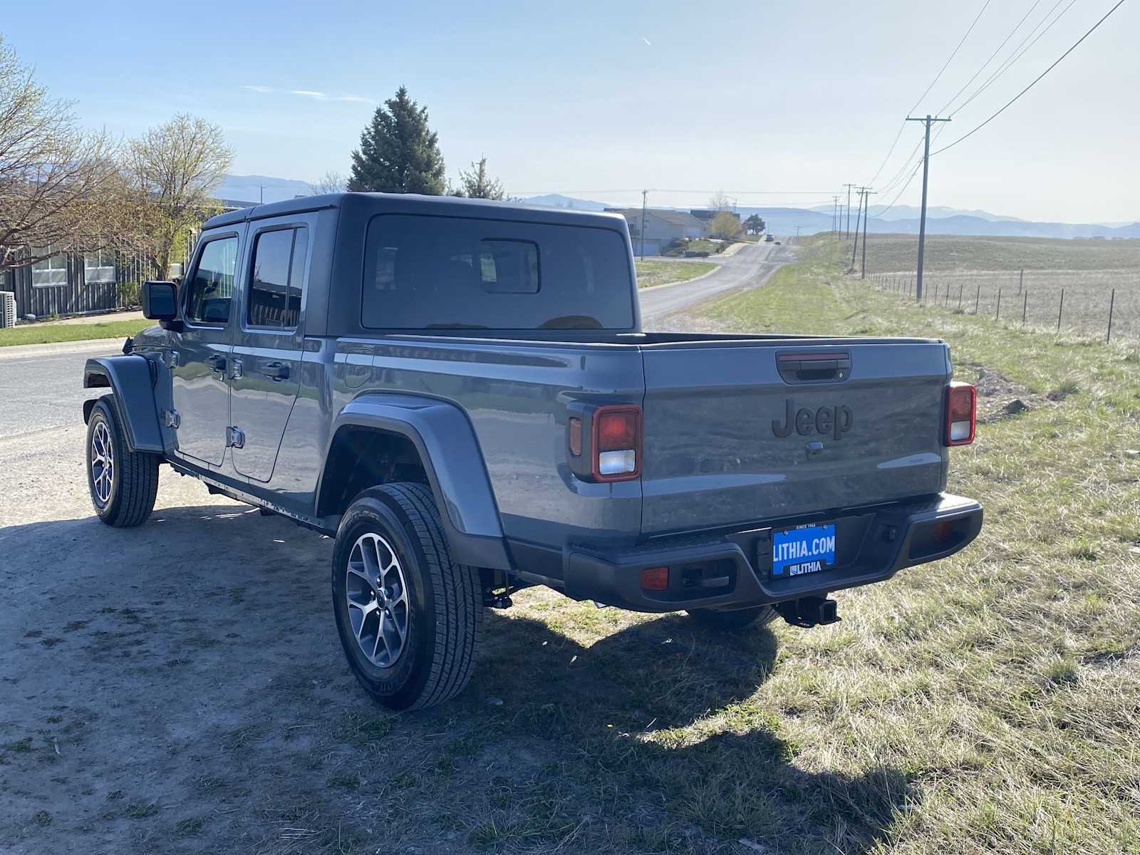 2024 Jeep Gladiator Sport S 4x4 11