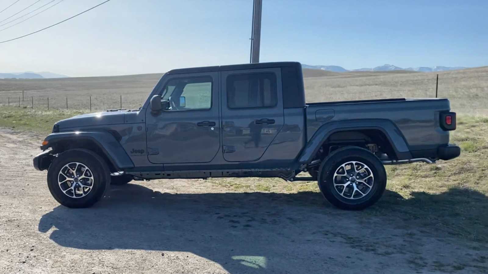 2024 Jeep Gladiator Sport S 4x4 5