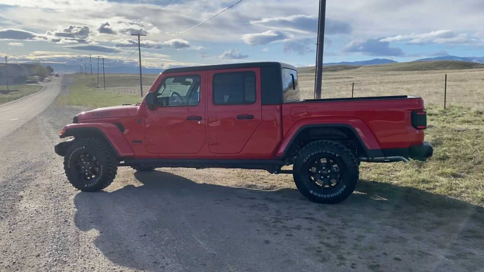 2024 Jeep Gladiator Willys 4x4 6