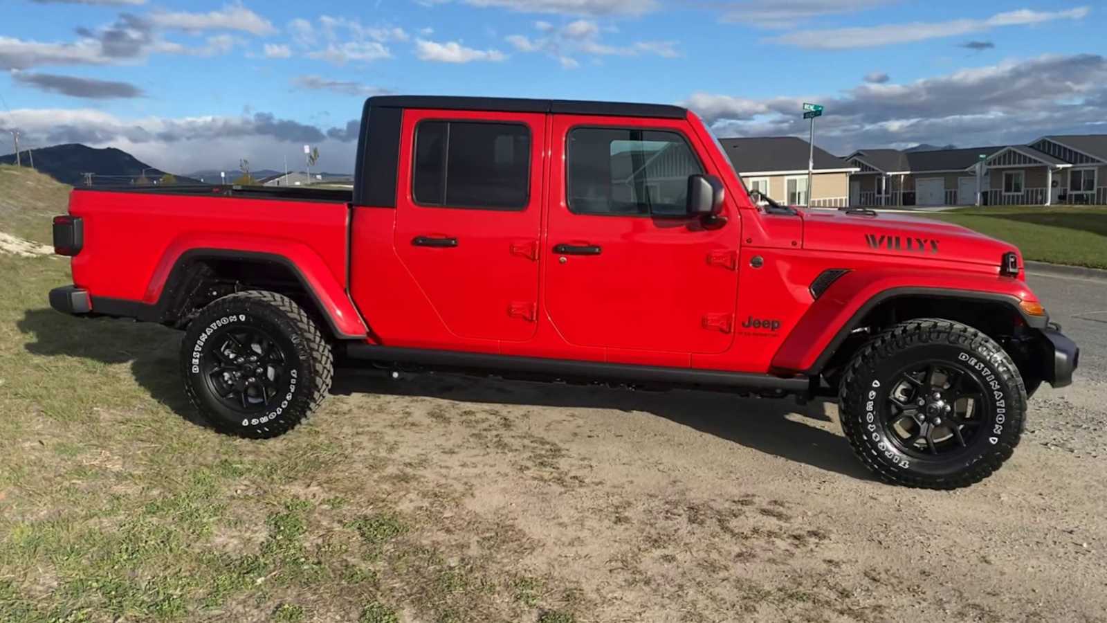 2024 Jeep Gladiator Willys 4x4 2