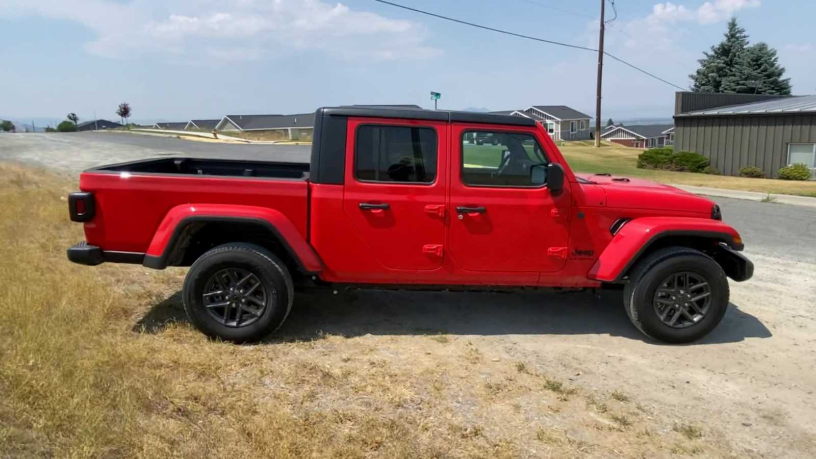 2024 Jeep Gladiator Sport S 4x4 9