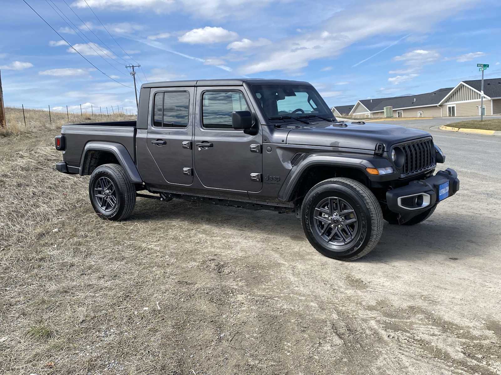 2024 Jeep Gladiator Sport S 4x4 13