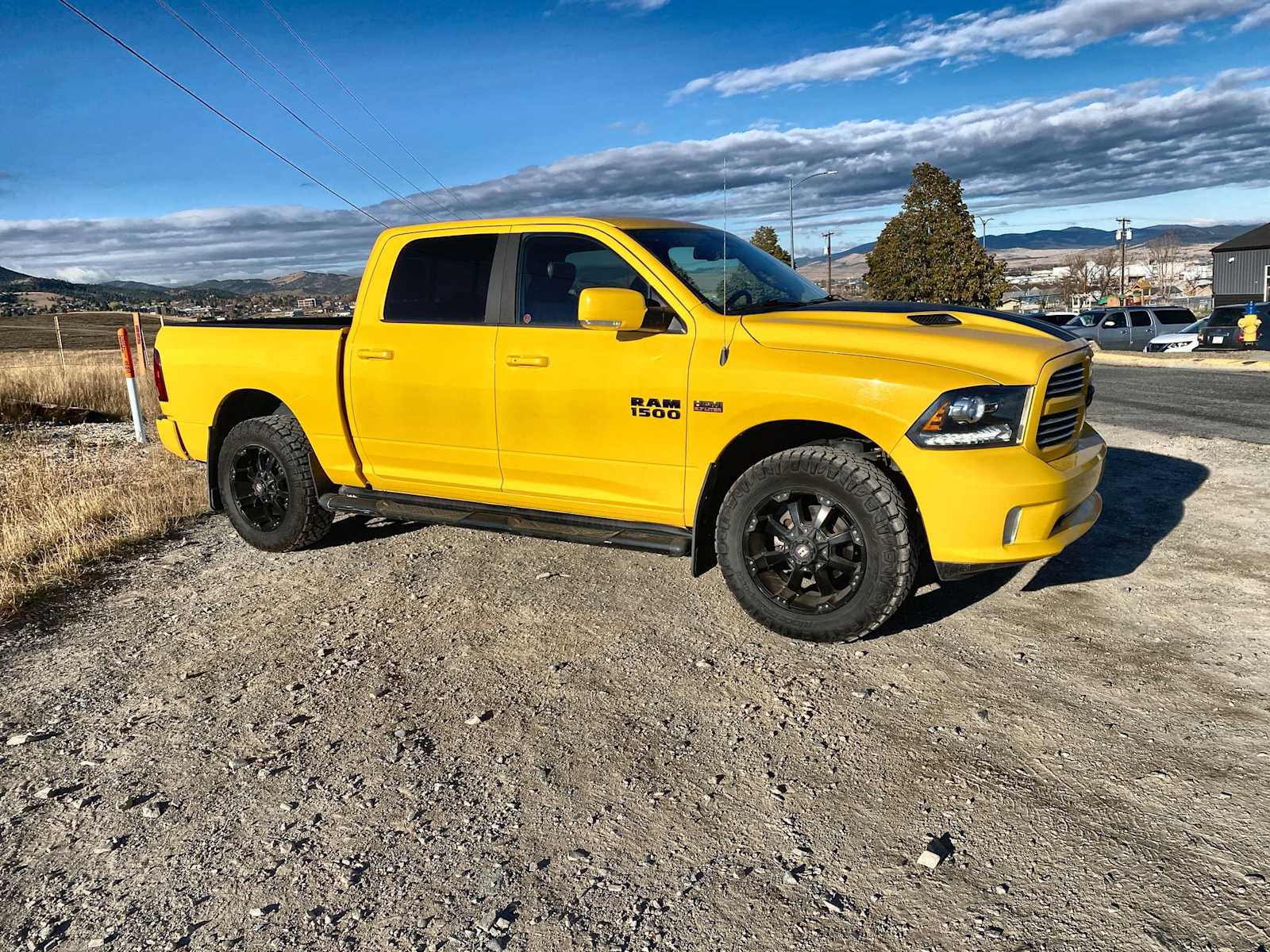 2016 Ram 1500 Sport 4WD Crew Cab 140.5 12