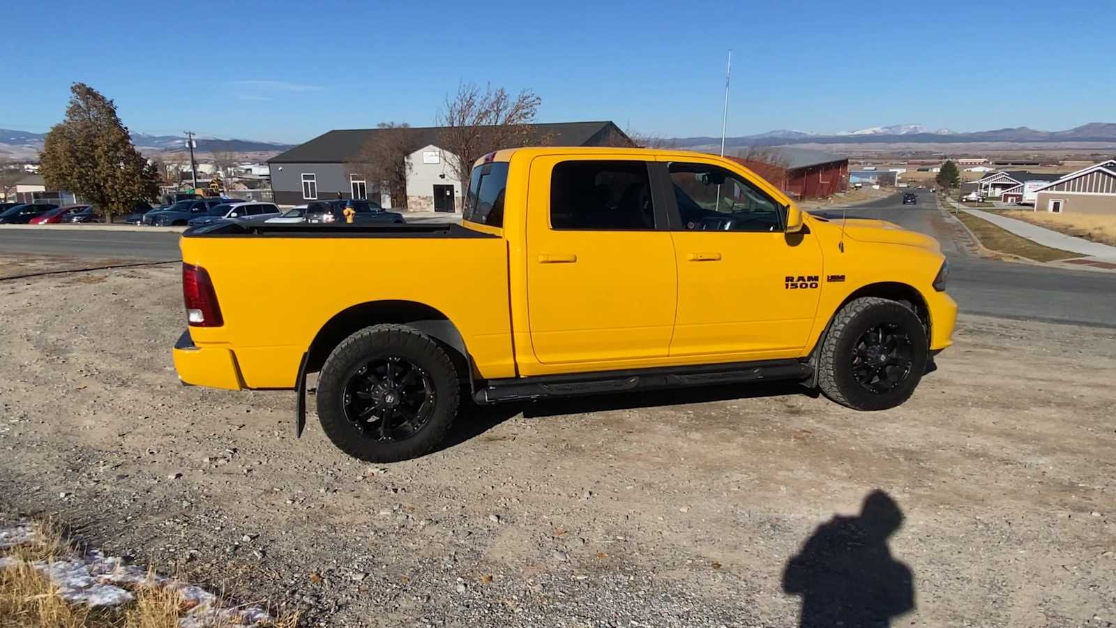 2016 Ram 1500 Sport 4WD Crew Cab 140.5 9