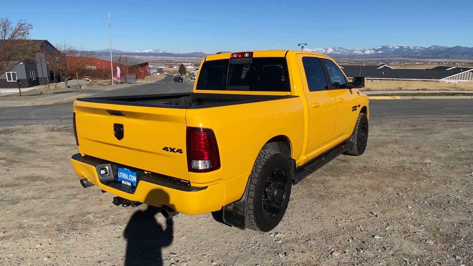 2016 Ram 1500 Sport 4WD Crew Cab 140.5 8