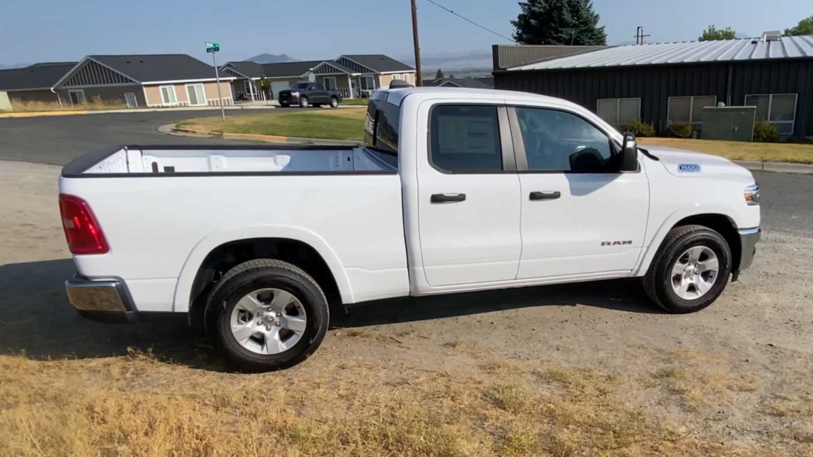 2025 Ram 1500 Big Horn 4x4 Quad Cab 64 Box 9