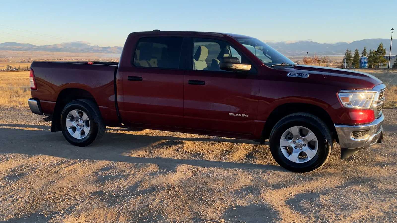 2023 Ram 1500 Big Horn 4x4 Crew Cab 57 Box 2