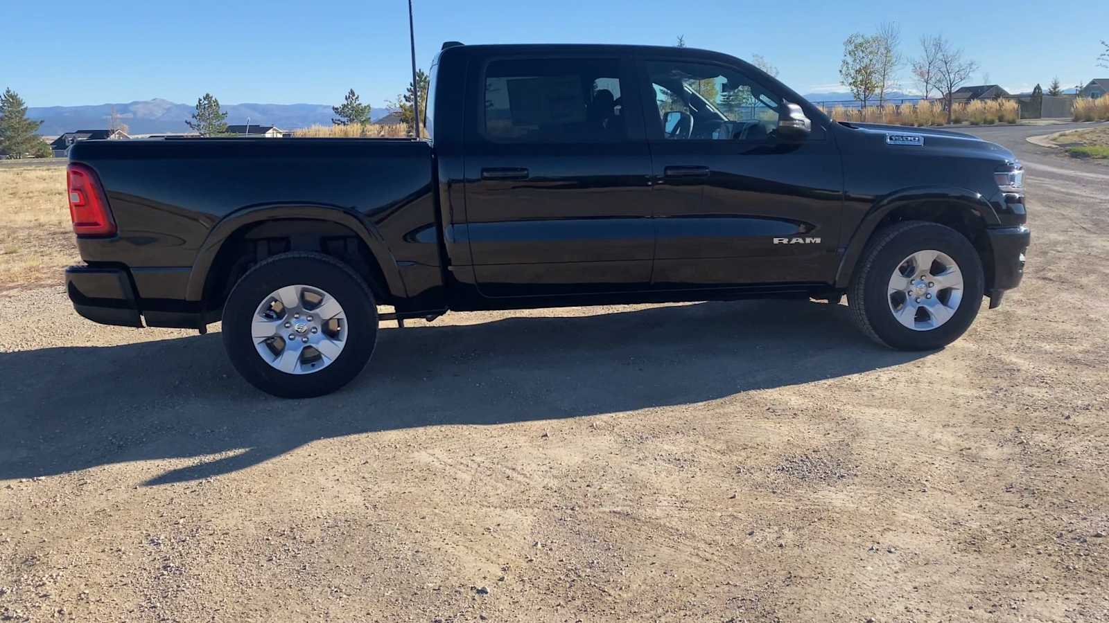 2025 Ram 1500 Big Horn 4x4 Crew Cab 57 Box 9