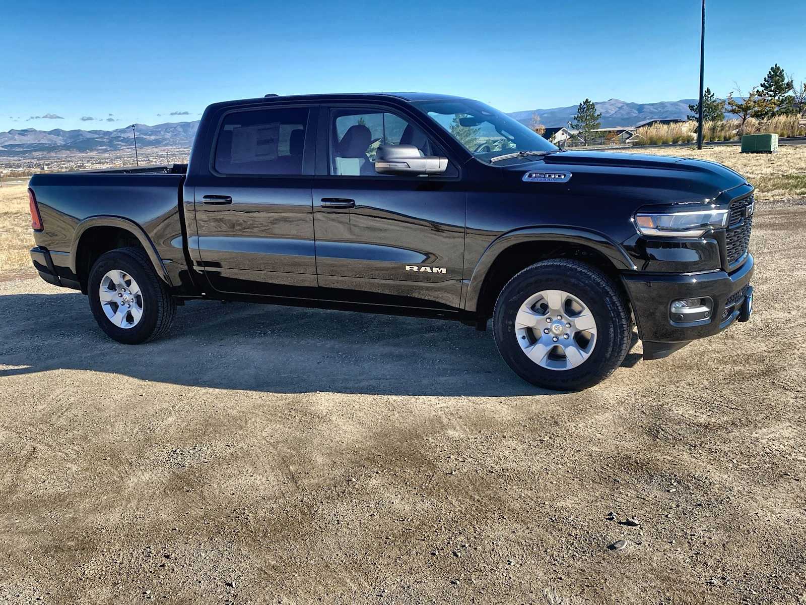 2025 Ram 1500 Big Horn 4x4 Crew Cab 57 Box 21