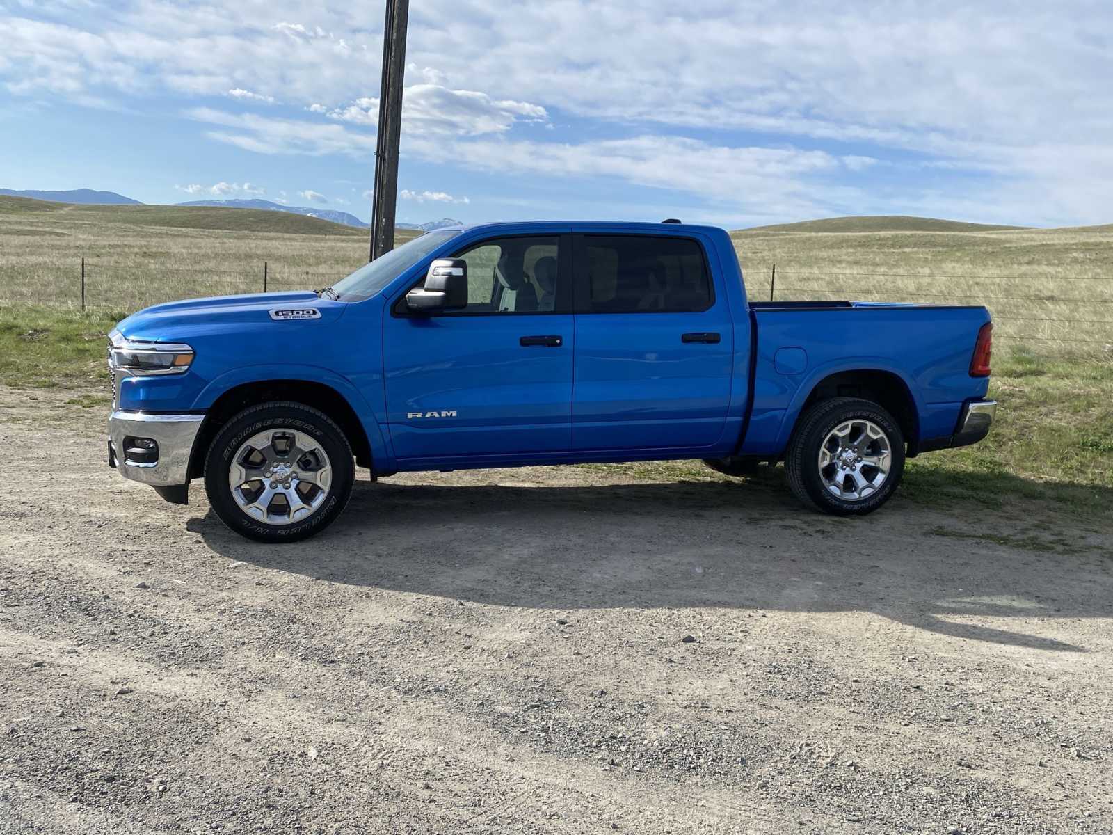 2025 Ram 1500 Big Horn 4x4 Crew Cab 57 Box 10