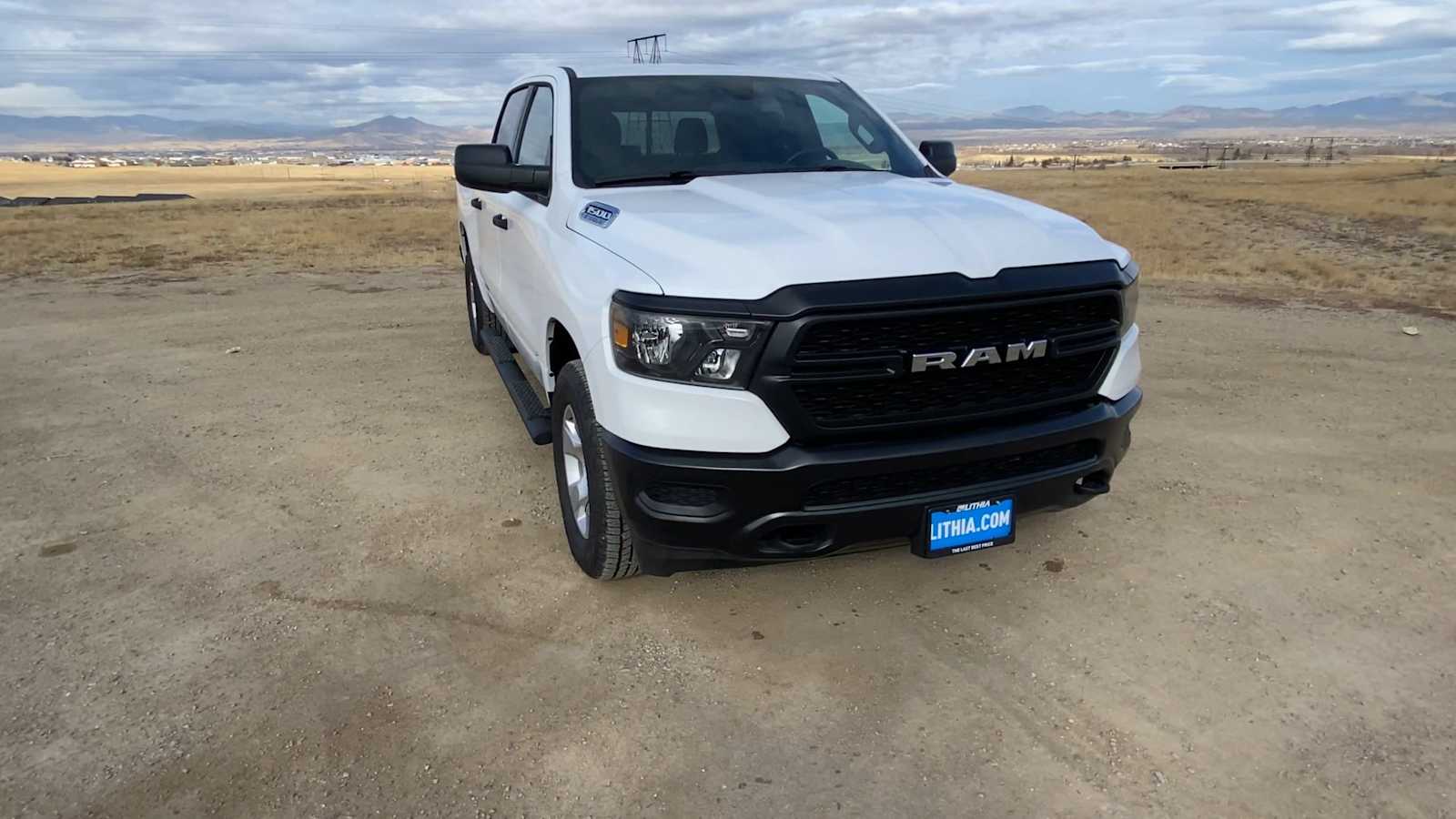 2024 Ram 1500 Tradesman 4x4 Crew Cab 57 Box 3