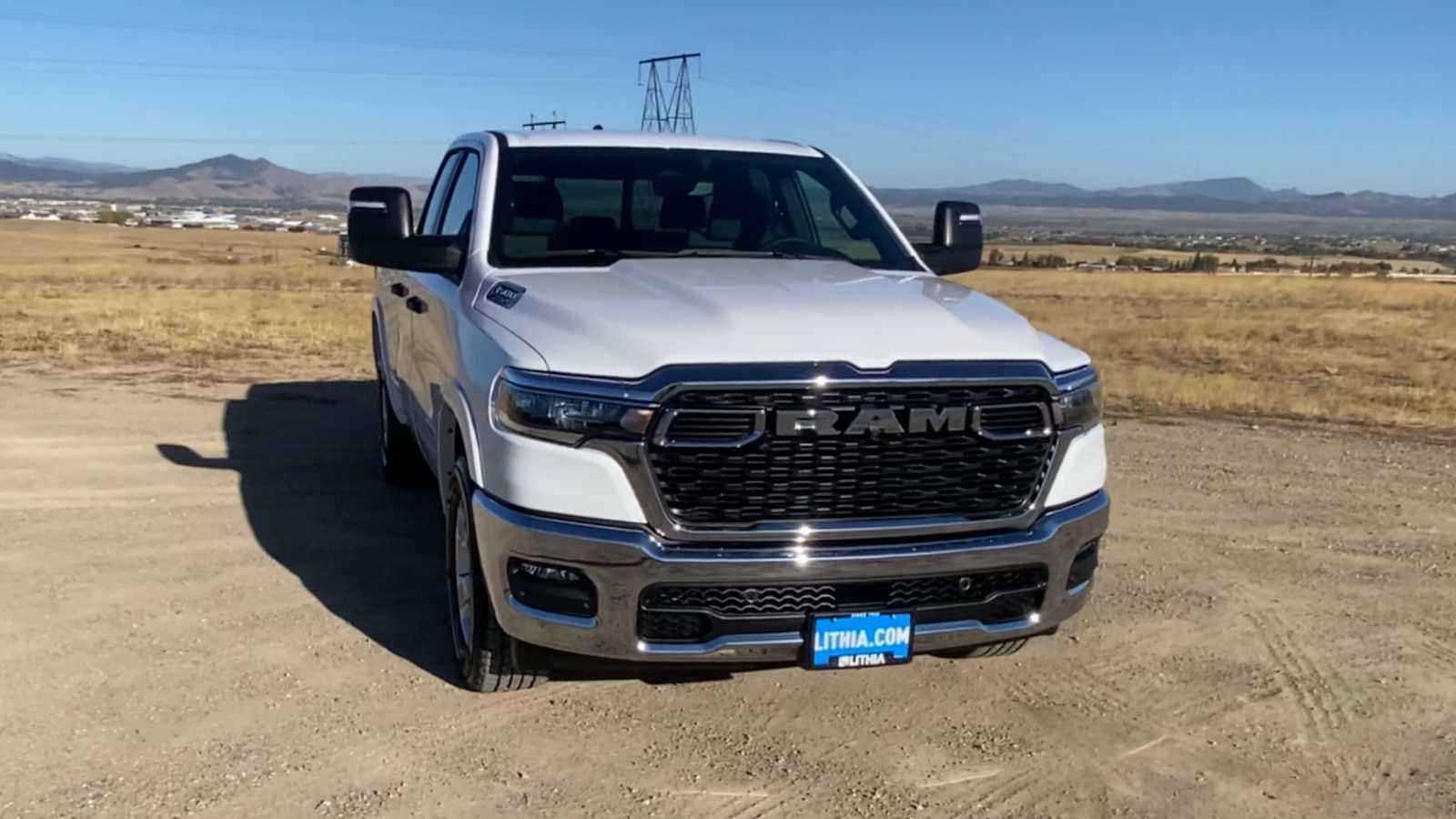 2025 Ram 1500 Big Horn 4x4 Quad Cab 64 Box 3