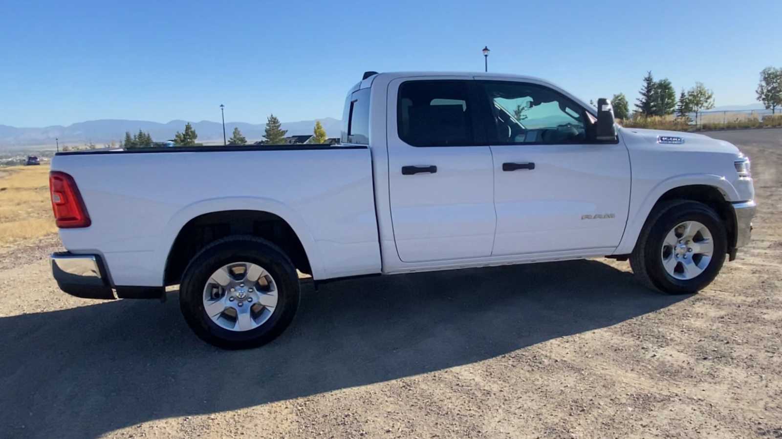 2025 Ram 1500 Big Horn 4x4 Quad Cab 64 Box 9