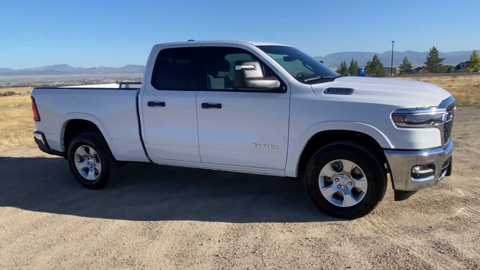 2025 Ram 1500 Big Horn 4x4 Quad Cab 64 Box 2