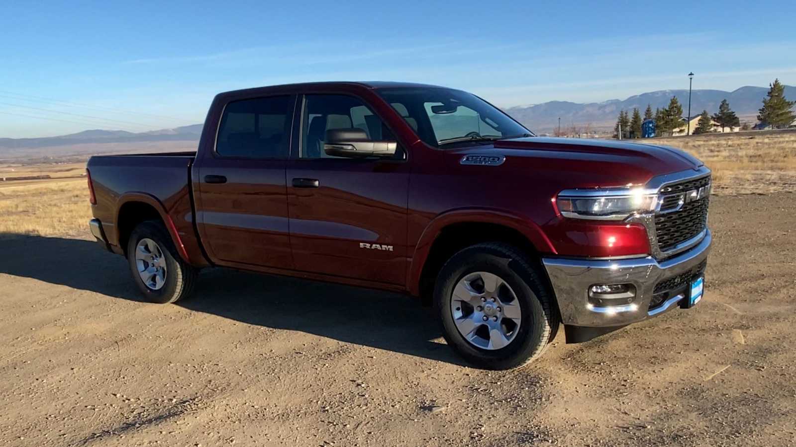 2025 Ram 1500 Big Horn 4x4 Crew Cab 57 Box 2