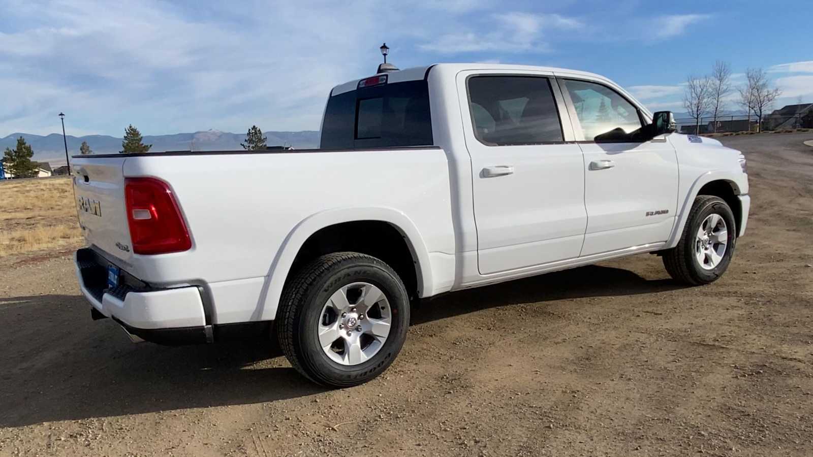 2025 Ram 1500 Big Horn 4x4 Crew Cab 57 Box 8